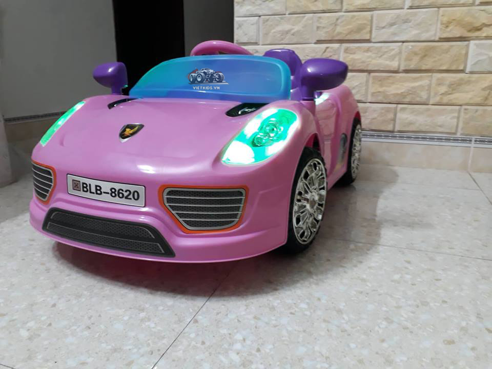 Xe ô tô điện trẻ em BLB 8620 màu hồng